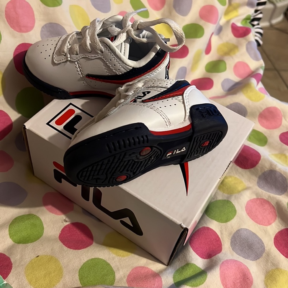 Fila - Picture 7 of 7